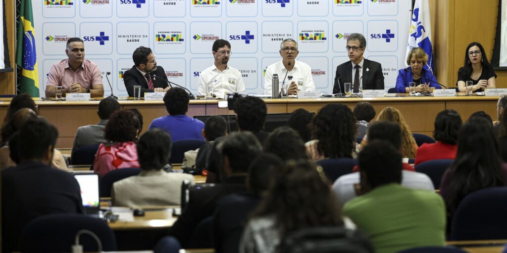saude-anuncia-3-mil-vagas-de-residencia-e-900-para-especialistas