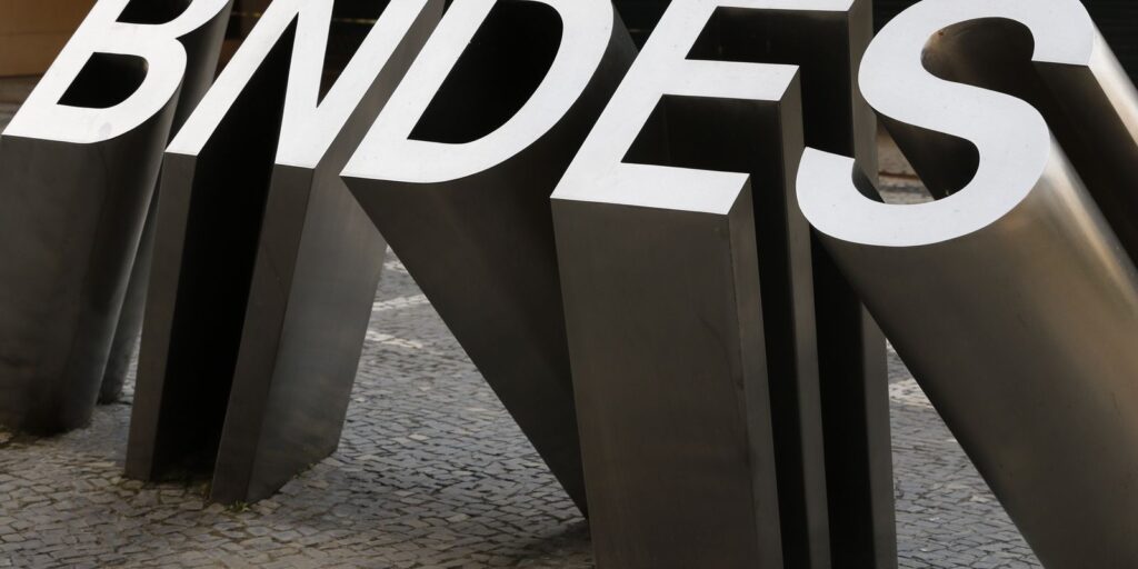 bndes-libera-r$-280-mi-para-fabrica-de-bateria-da-transicao-energetica