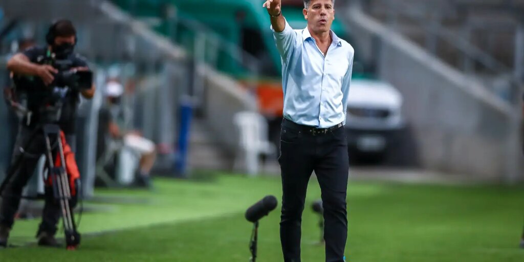vasco-anuncia-acerto-com-o-tecnico-renato-gaucho