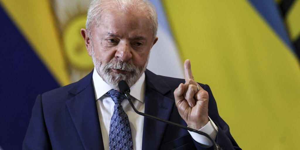 lula-faz-apelo-a-paz,-condena-corrida-armamentista-e-critica-onu