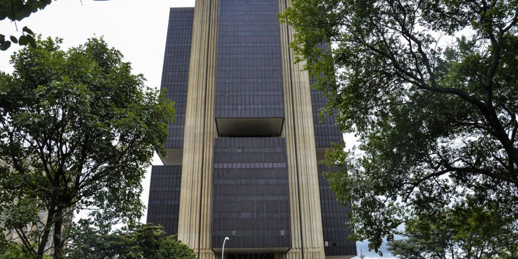sindicato-de-servidores-do-bc-diz-confiar-em-solidez-do-orgao