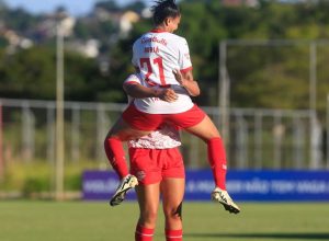 tv-brasil-exibe-futebol-feminino-entre-flamengo-e-red-bull-bragantino