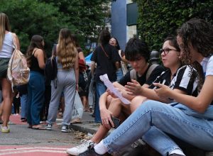 instituto-oferta-videoaulas-de-portugues-a-alunos-do-ensino-medio